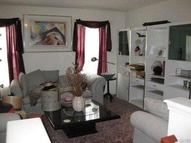 2173 Woodridge Dr, Macungie, PA 18062 - photo 7