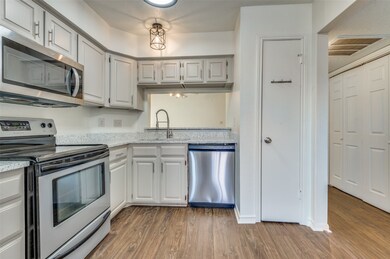 2634 Encina unit 1, Irving, TX 75038 - photo 7