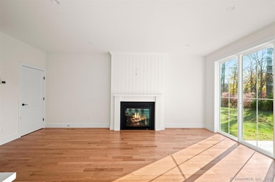 12 Fieldstone Ct unit 12, Bethel, CT 06801 - photo 7