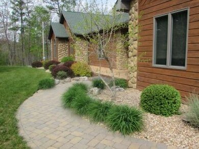 3064home and landscaping