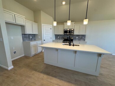 2508 Marsh Ln, Midwest City, OK 73130 - photo 4