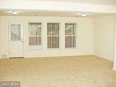 13501 Avonmore Dr, Herndon, VA 20171 - photo 5