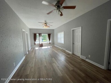 1308 W Barnes Ave, Lansing, MI 48910 - photo 4