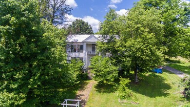 482 Sandusky Rd, Shelbyville, TN 37160 - photo 4