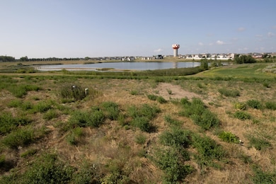 1217 27th Ave, Minot, ND 58703 - photo 2