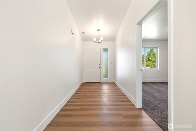 311 Sandy Loop, Moses Lake, WA 98837 - photo 3