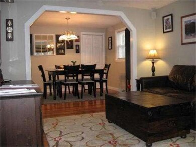 39 Smart St, Waltham, MA 02451 - photo 5