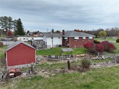 346 Ceylon Rd, Carmichaels, PA 15320 - photo 4