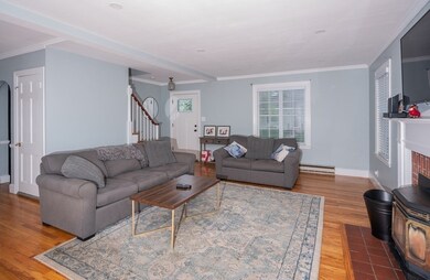 11 Gibbons St, Milton, MA 02186 - photo 4