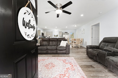 126 Baileys Garage Rd, Bowersville, GA 30516 - photo 3