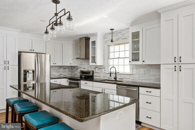 34340 Parker Rd, Locust Grove, VA 22508 - photo 7