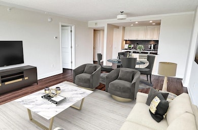 555 S Old Woodward Ave unit 1305, Birmingham, MI 48009 - photo 4