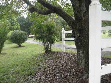 125 Snead Rd, Walhalla, SC 29691 - photo 3