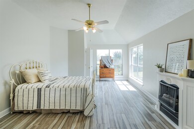 9215 Newburgh Dr, Houston, TX 77095 - photo 4