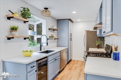 10-Kitchen_ELI00833-Edit