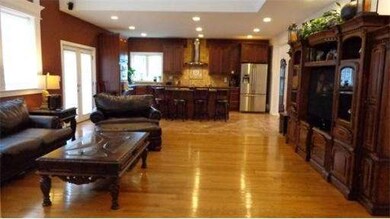 12 Pine View Ave, Worcester, MA 01603 - photo 5