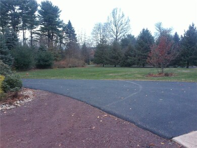 5244 S Mountain Dr, Emmaus, PA 18049 - photo 5