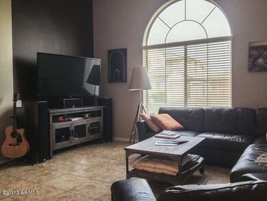Home-4