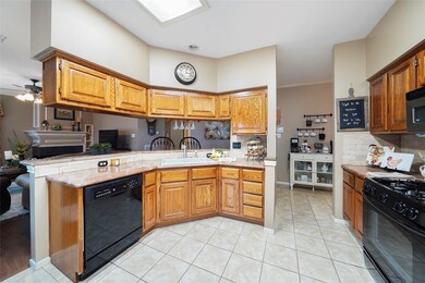 8507 Plum Lake Dr, Houston, TX 77095 - photo 7