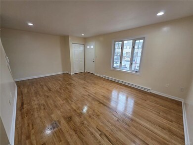 5676 Greens Dr, Allentown, PA 18106 - photo 3