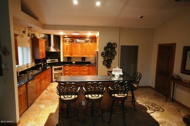 CUSTOM KITCHEN