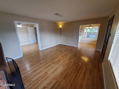 2210 N Mitchell St, Phoenix, AZ 85006 - photo 3