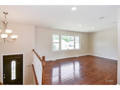 18951 Maple Ave, Country Club Hills, IL 60478 - photo 2