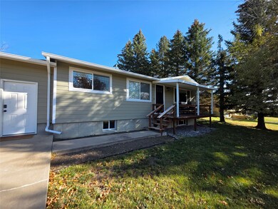 303 10th Ave NE, Choteau, MT 59422 - photo 4