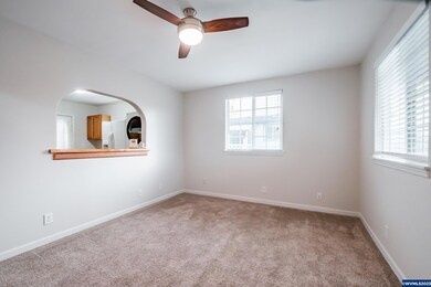 620 C St, Independence, OR 97351 - photo 4