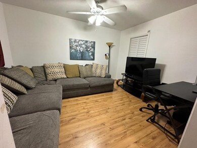 9754 Southport Dr, Houston, TX 77089 - photo 3