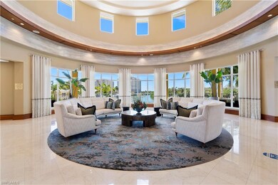 Lobby into Aqua