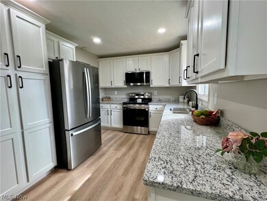 766 Harris Rd, Sheffield Lake, OH 44054 - photo 4