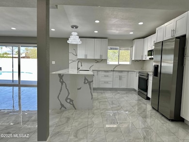 7041 E Baker St, Tucson, AZ 85710 - photo 7