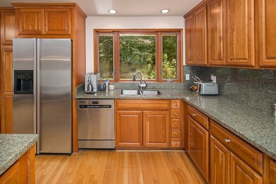 8515 SE 72nd St, Mercer Island, WA 98040 - photo 6