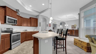 Eat-in Kitchen