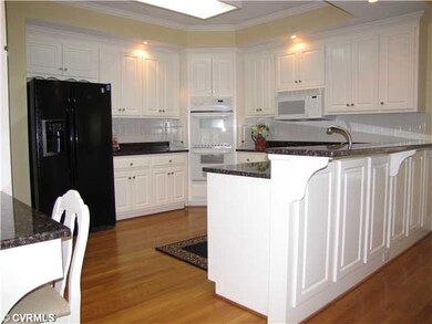 11421 Harcourt Terrace, Henrico, VA 23233 - photo 6