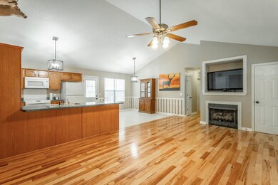 330 Windsong Dr, La Fayette, GA 30728 - photo 6