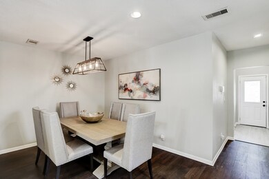 706 E 29th St, Houston, TX 77009 - photo 5