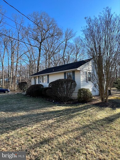 11039 Prospect Hill Rd, Glenn Dale, MD 20769 - photo 3