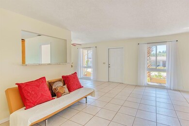 2059-N-SUZANNE-CIR-4