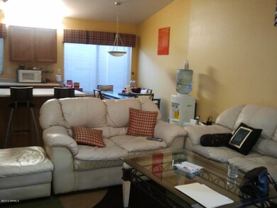 PHOTO3