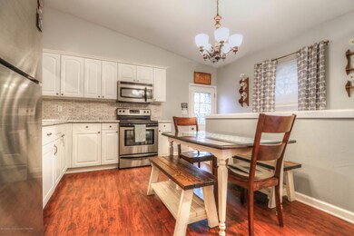 4042 Seaway Dr, Lansing, MI 48911 - photo 3