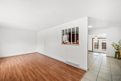 140 Regency Blvd, Pueblo, CO 81005 - photo 4