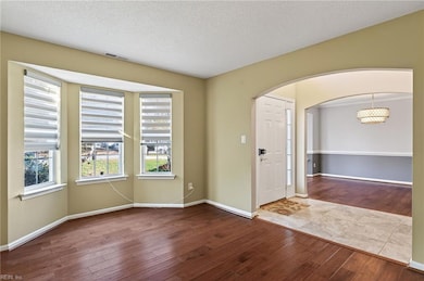 213 Erin Leigh Cir, Newport News, VA 23602 - photo 3