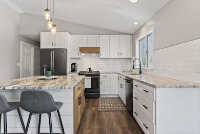 1038 Ocean Ave, Portland, ME 04103 - photo 7