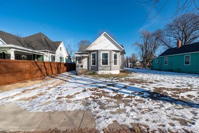 1131 N 9th St, Terre Haute, IN 47807 - photo 2