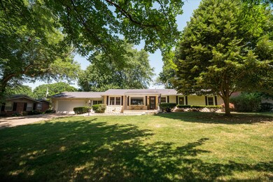 2831EGlenwoodSt-3