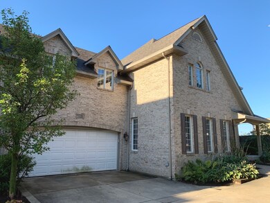 1006 S Chatham Ave unit 1006, Elmhurst, IL 60126 - photo 4