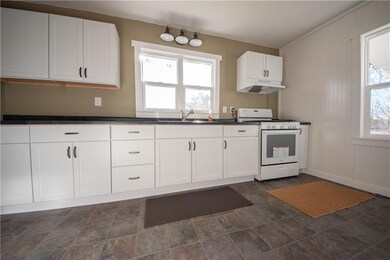 905 Mcclure Rd, Columbus, IN 47201 - photo 3