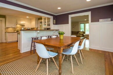 13_Dining Room